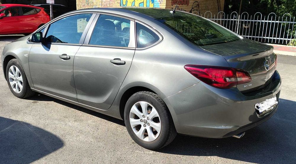 OPEL Astra 2019 — imagine 3
