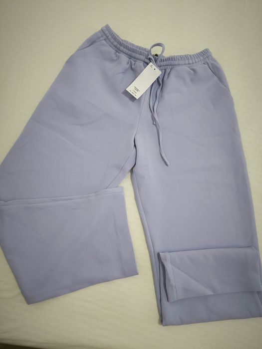 Blugi scurți din bumbac ,noi ,rochii, fuste , pantaloni, preturi accesibile