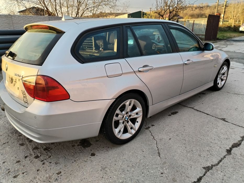 Dezmembrez BMW e91 n47d20a