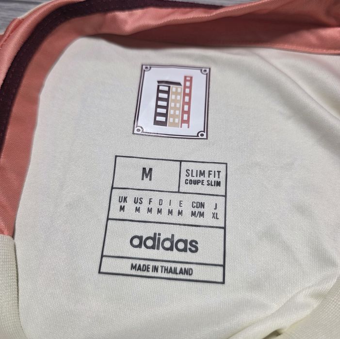Tricou de fotbal , Lyon 24/25kit