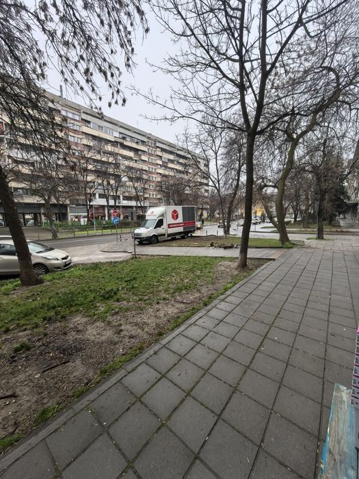 Транспорт с падащ борд