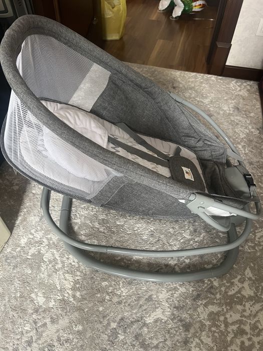 Продам Шезлонг для младенцев