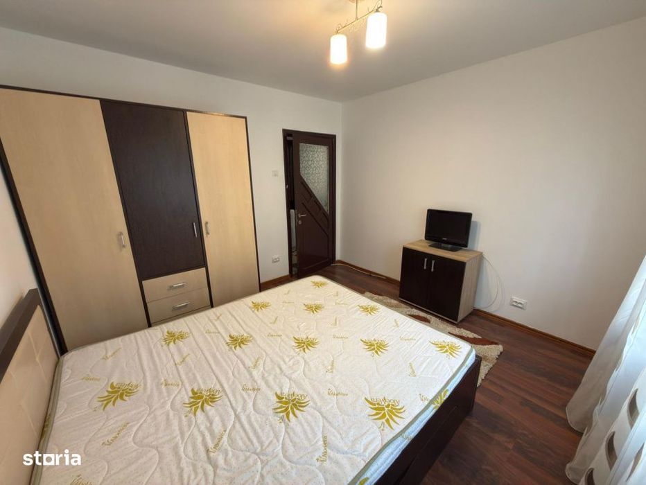 Apartament cu 3 camere, 62 mp, zona Republicii