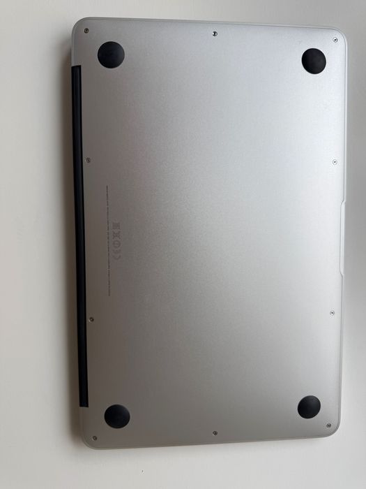 Macbook Air 11 inch in stare excelenta