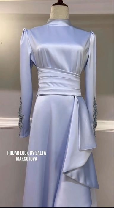 Дизайнерское платье