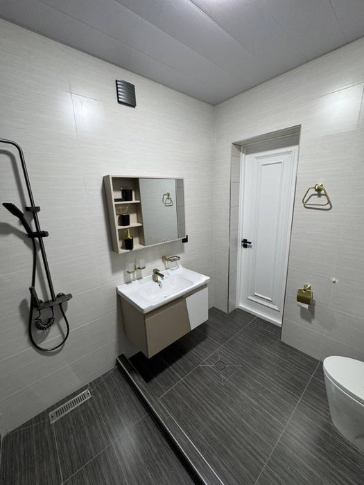 Тошкент тумани 6 Сотик Евро ремонт участка