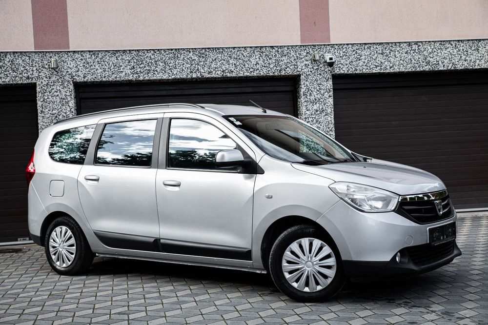 Dacia Lodgy 1.5 Diesel~Navigație~Senzori parcare~ Euro 5