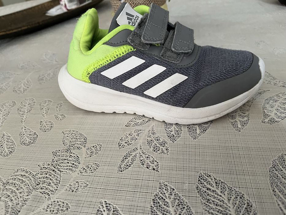 Детски маратонки адидас 29 номер