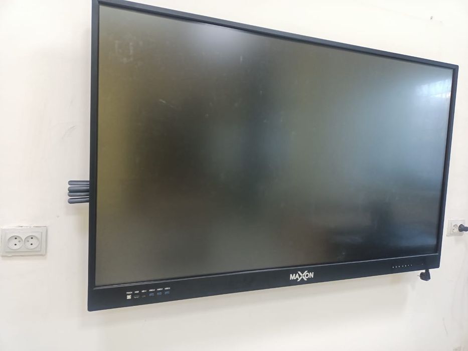 Интерактивная доска мультимедийная панель