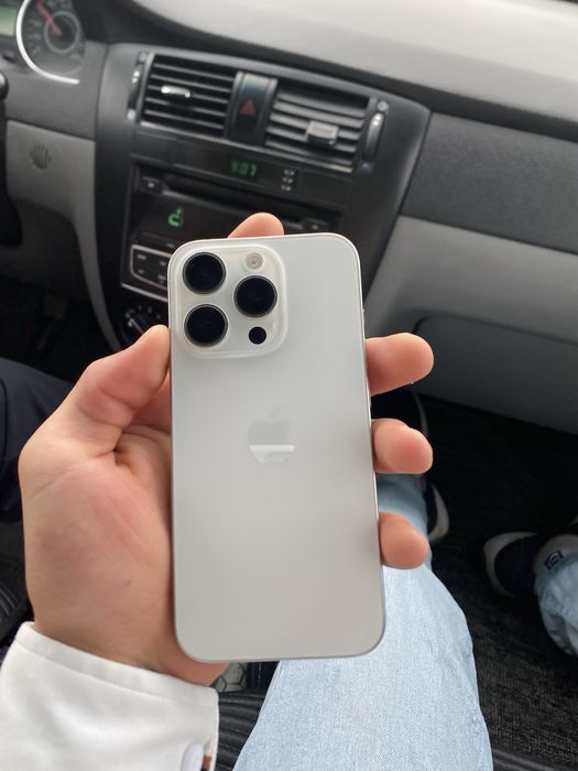 Iphone 15 pro 88% ёмкость