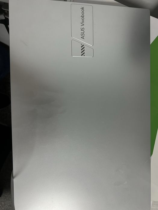 ASUS Vivobook 2025 новый