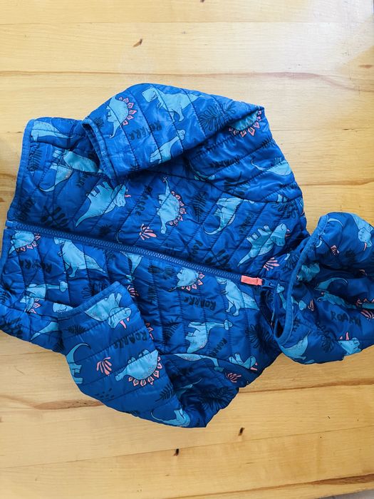 Продам детские вещи