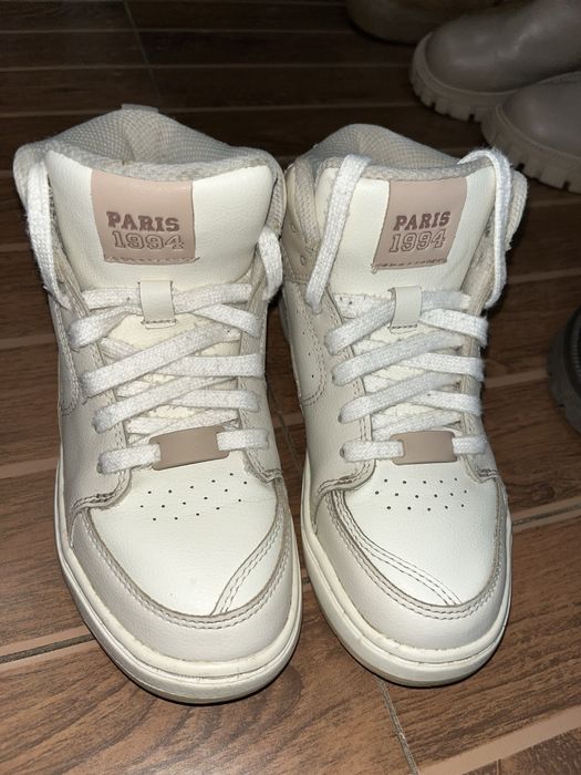 Продам кроссовки Zara