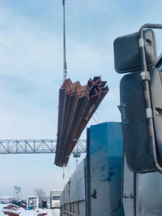 Уголок стальной. Доставим до объекта!