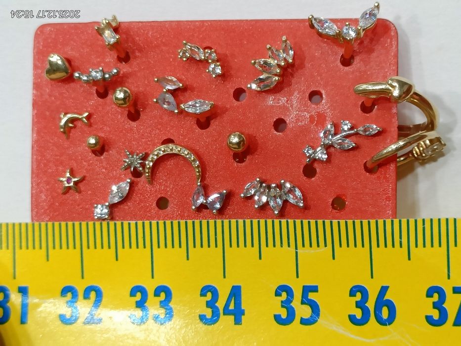 Vind piercing-uri din aur 14kt