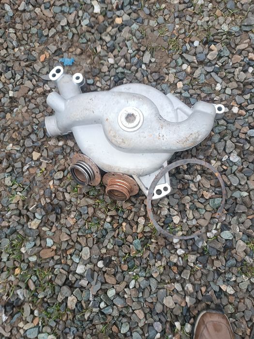 2  pereți despărțitori izotermic  1000 lei buk...