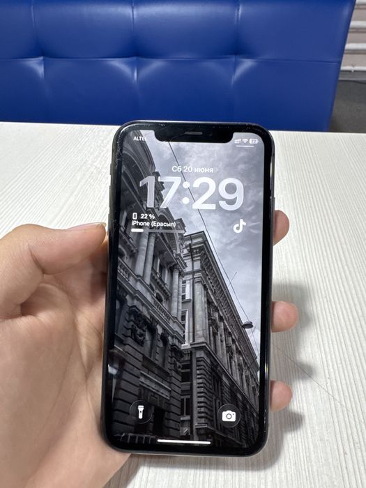 Продается iphone 11,128g