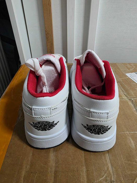 Nike Air Jordan Supreme marimea 40 si 42