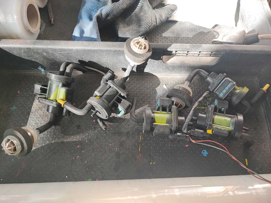 Вакууми, вакуум клапани и вакуум за централно и седалки от Мерцедес