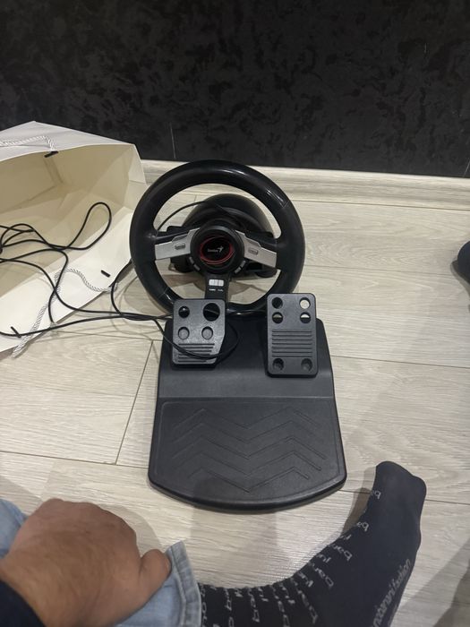 Руль игровой срочно 20000