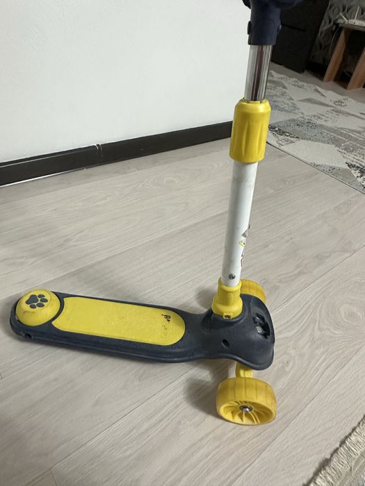 Продам самокат детский 2000тг