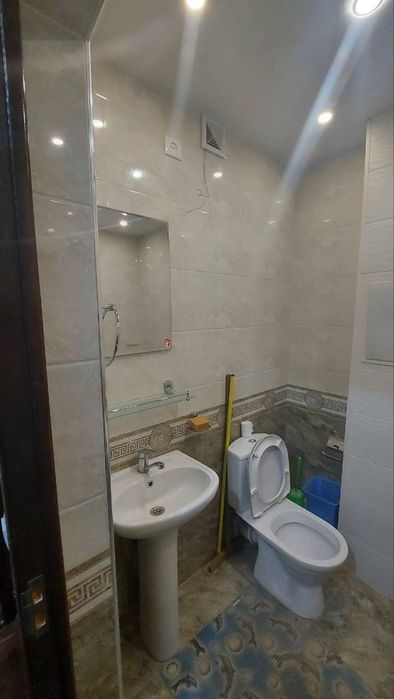 Аренда 2/2/5 Буз 2 ЭКО базар 2х комнатная срочно в аренду 2 этаж