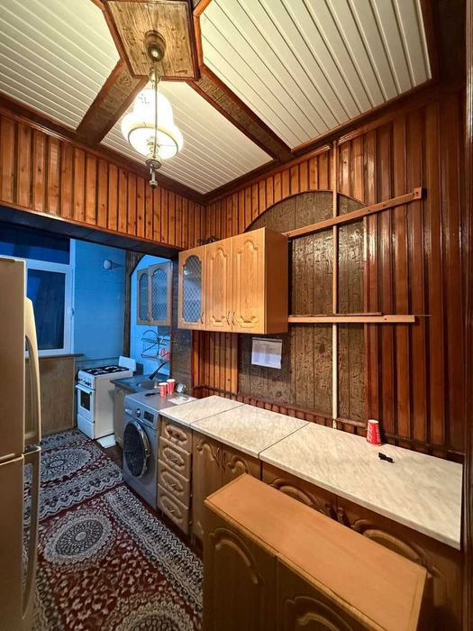 Тинчлик Алокада срочна 5 хоналик квартира сотилади