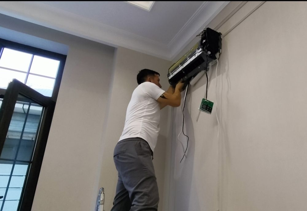 Установка и обслуживание кондиционеров под ключ.