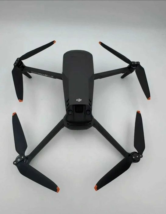 DJI Mavic 3 Pro Dji RC  - новый дрон