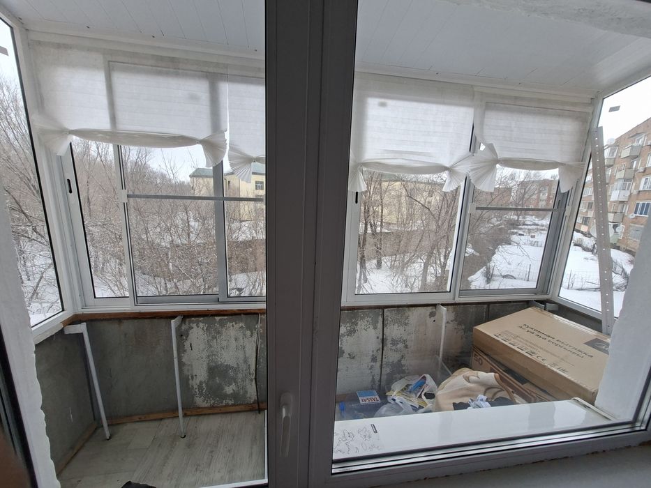 Продам 1.5 кв в 42 доме 2 этаж