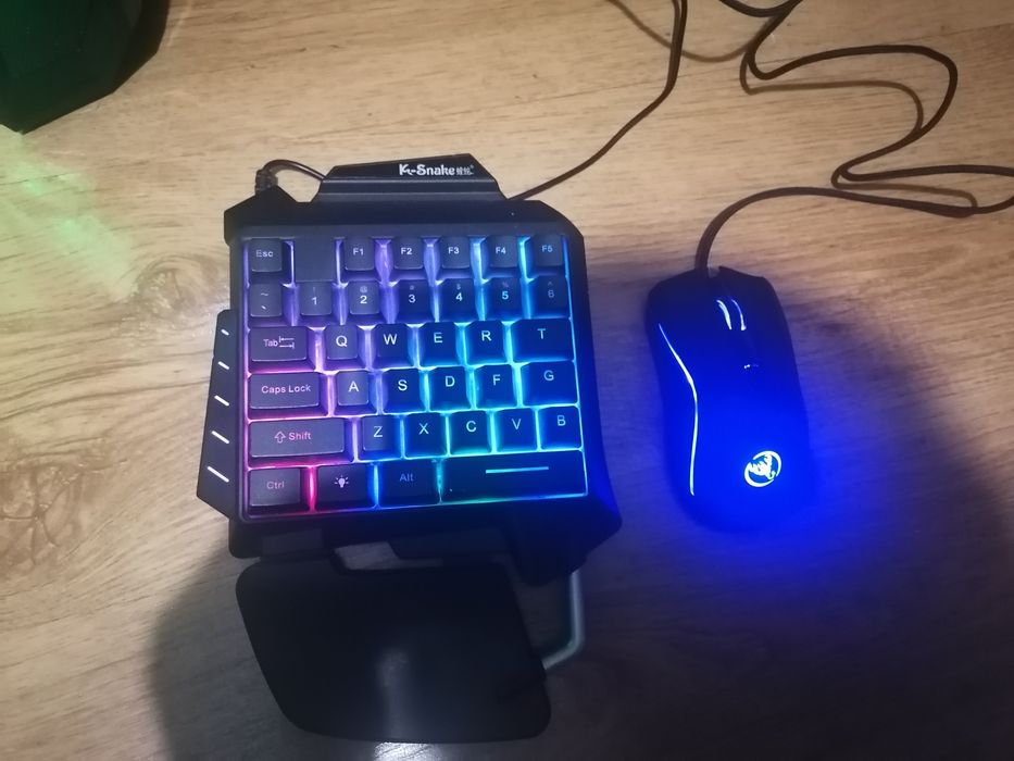 Gaming mouse and keyboard