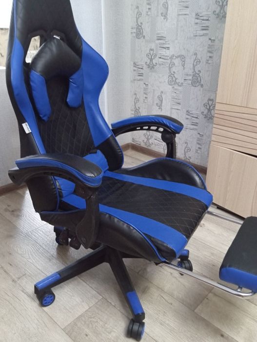 Продам игровое кресло