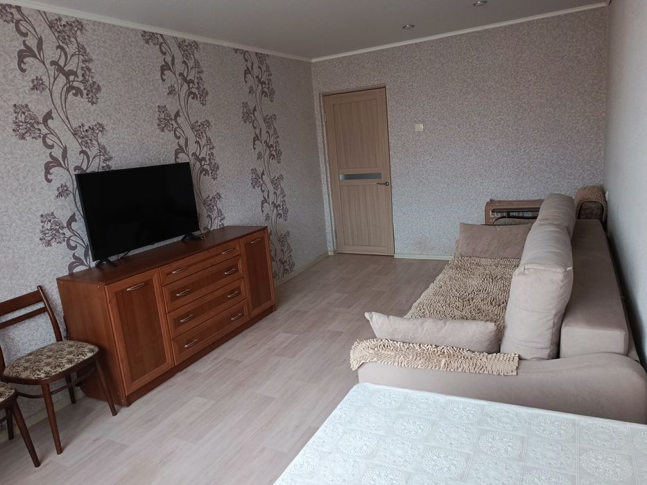 Продам 2-х комн. Район дом быта Северный