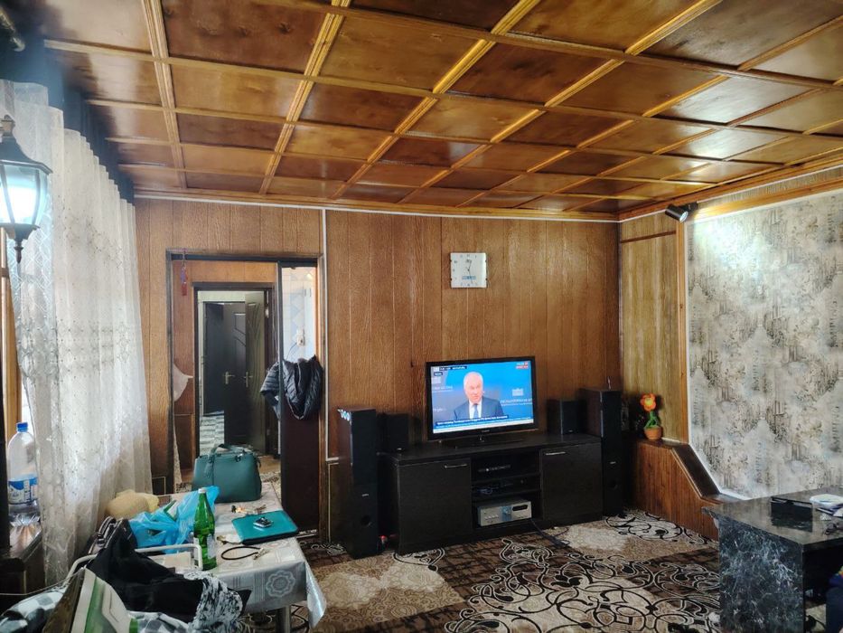 Продается дом 7,5 соток 6 комнат удобная локация