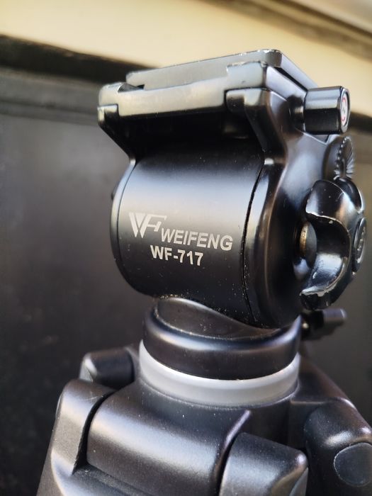 Штатив Weifeng WF-717