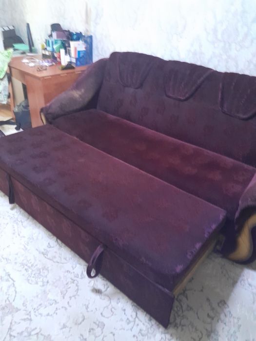 Продам диван с креслами