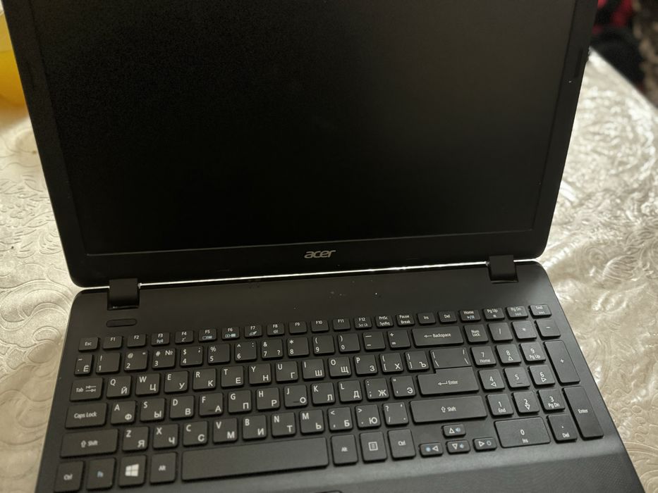 Acer Noutbook sotiladi arzon narxda!