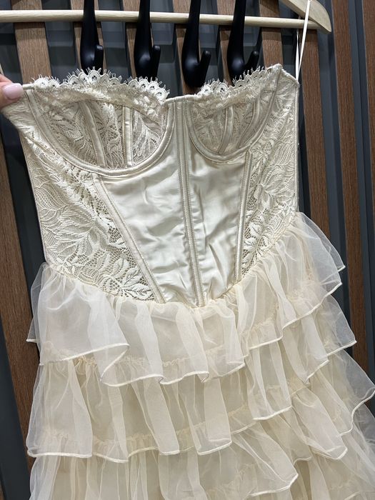 Рокля Зара като нова