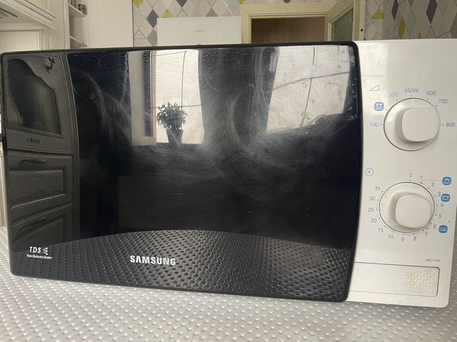 Микроволновка Samsung