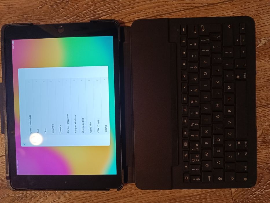iPad 7th Sim card celular Tastatură