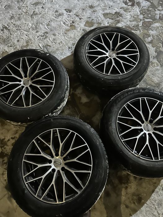 235/60/18 Хюндай Киа Мазда Тойота Ниссан Митсубиси