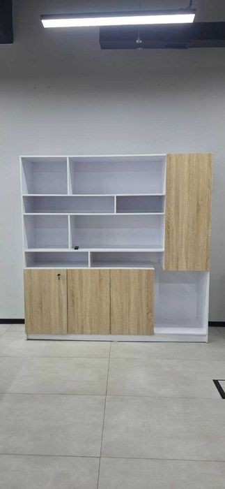 Продается шкаф с полками