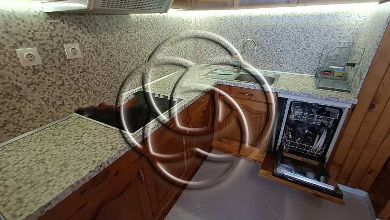 Дава се под наем Тристаен апартамент в София, Слатина - 118 кв.м за 700 € - Снимка #1