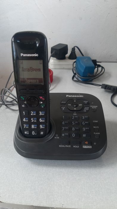 Продам два телефона