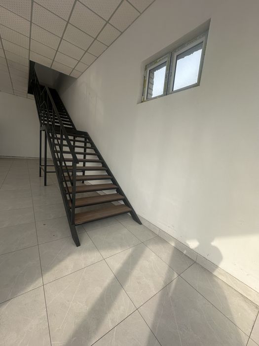 Сдам помещение Сергели Машина базар 300м2