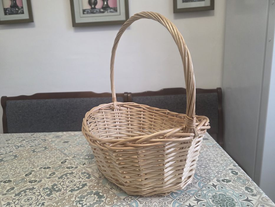 Плетенная корзина