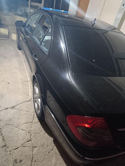 Mercedes w211 E200