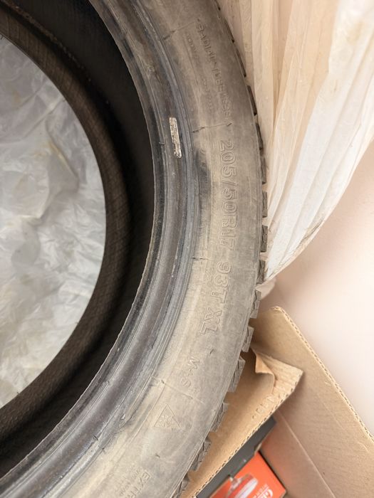 Продам шины Размер: 205/50 R17