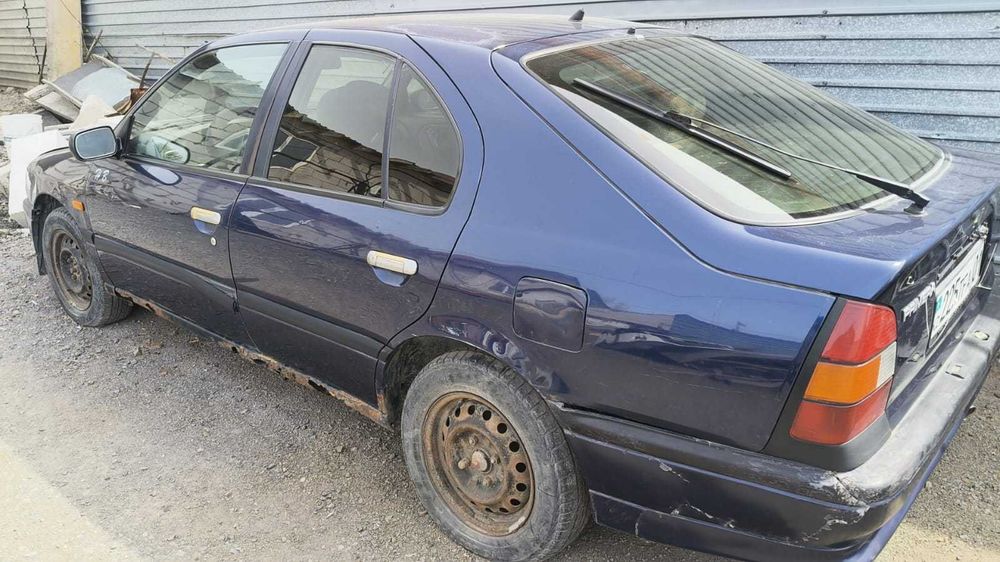Nissan Primera 1995 г.