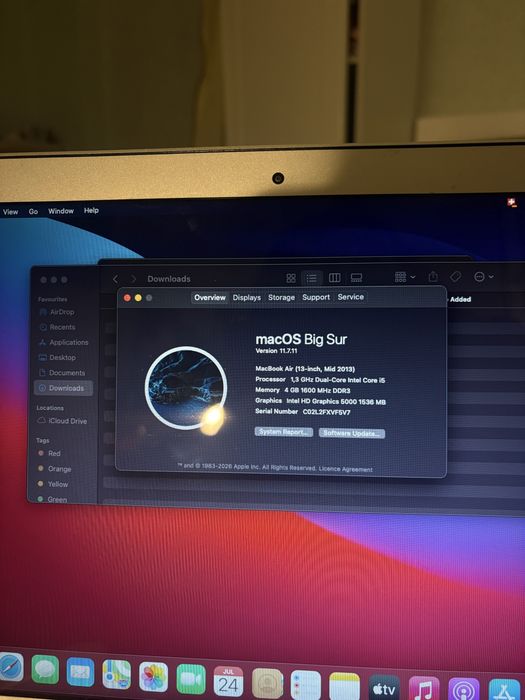 Apple MacBook Air 13 + зарядно